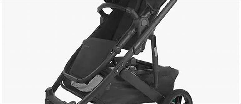 Uppababy stroller seat age